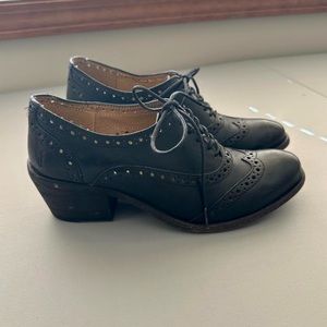 Frye Vintage Leather Brogues Shoes